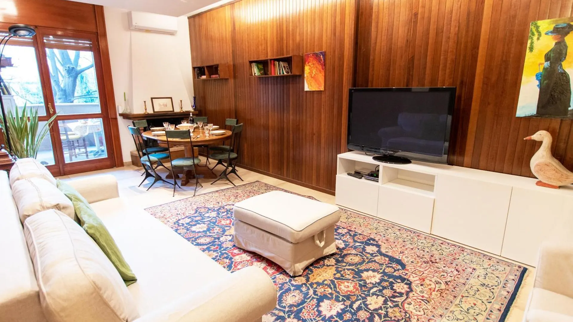 I Host Apartment - Govone 100 밀라노 0*,